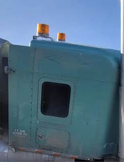 Kenworth W900 Sleeper