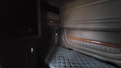 Peterbilt 388 Sleeper