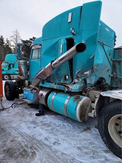 Peterbilt 389 Sleeper