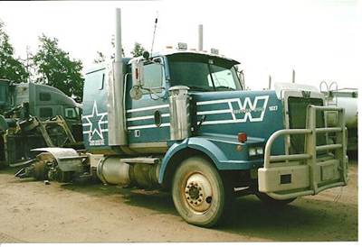 Western Star 4964SX Sleeper