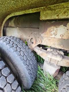 International 4900 Suspension for a 1995 International F-4900