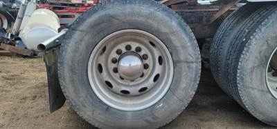 Peterbilt 379 Tire & Rim