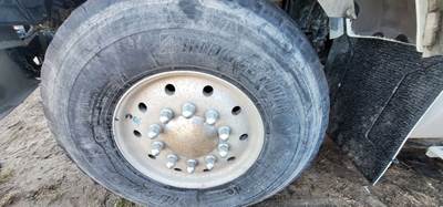 Kenworth T800 Tire