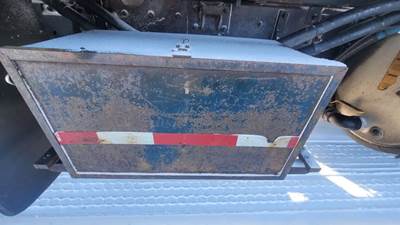 Mack MRU613 Tool Box