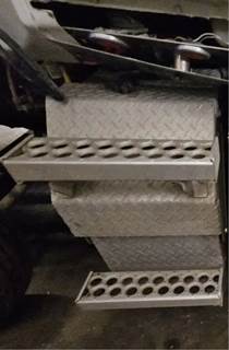 Western Star 4900FA Tool Box for a 2011 Western Star 4900 FA