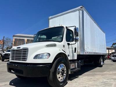 Freightliner M2 106 26 ft Box Truck - 220HP, 7 Speed Automatic, Roll up Door, Liftgate