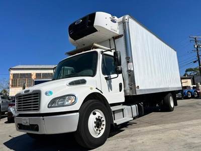 Freightliner M2 106 24 ft Refrigerated Truck - 230HP, 4 Speed Automatic, Carrier, Liftgate
