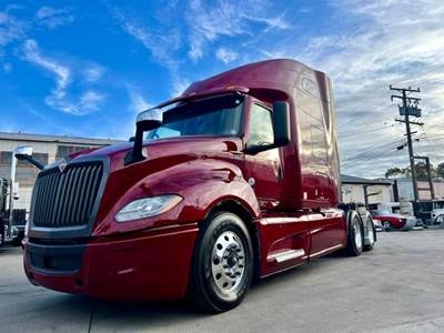 International LT Sleeper Semi Truck - 73" Raised Roof Sleeper, Cummins 450HP, 12 Speed Automatic