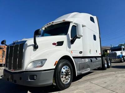Peterbilt 579 Sleeper Semi Truck - 72" Raised Roof Sleeper, Cummins 400HP, 12 Speed Automatic