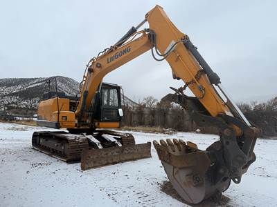 2019 LiuGong 915E 30k Excavator