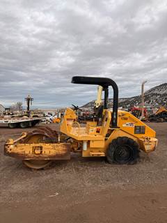 2008 Sakai SV201T Padfoot Ride-on Roller Compactor