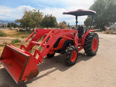 Kubota MX5200 Tractor - Bucket