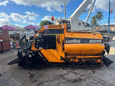 2021 LeeBoy 8520B Asphalt Paver