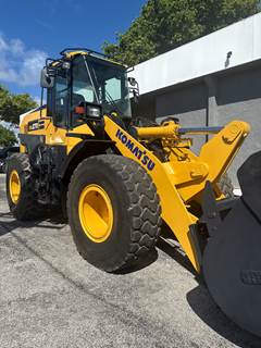 2021 Komatsu WA270-8 Wheel Loader