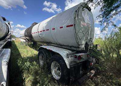 1999 Brenner 7,500 gal insulated aluminum