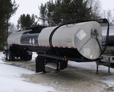 Etnyre 45ft Tandem Axle Aluminum Asphalt / Hot Oil Tank Trailer - Spring, Fixed Axle