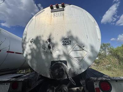 1993 Etnyre 7,000 gal insulated steel