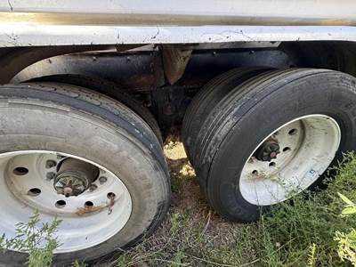 1987 Fruehauf Tandem Axle Mild Steel Asphalt Hot Oil Tank Trailer Spring Fixed Axle