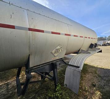 Harmon Tandem Axle Mild Steel Asphalt / Hot Oil Tank Trailer - Spring, Fixed Axle