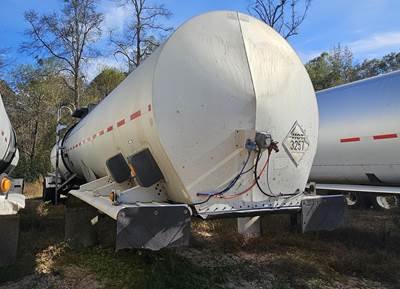 Harmon Tandem Axle Mild Steel Asphalt / Hot Oil Tank Trailer - Spring, Fixed Axle