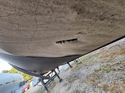 2001 Harmon Tandem Axle Mild Steel Asphalt / Hot Oil Tank Trailer - Spring, Fixed Axle