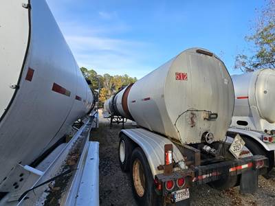2001 Harmon Tandem Axle Mild Steel Asphalt / Hot Oil Tank Trailer - Spring, Fixed Axle