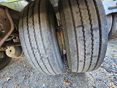 2001 Harmon Tandem Axle Mild Steel Asphalt / Hot Oil Tank Trailer - Spring, Fixed Axle