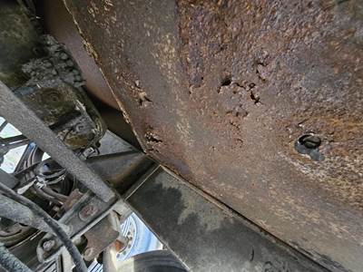 2001 Harmon Tandem Axle Mild Steel Asphalt / Hot Oil Tank Trailer - Spring, Fixed Axle