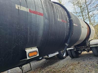 2001 Harmon Tandem Axle Mild Steel Asphalt / Hot Oil Tank Trailer - Spring, Fixed Axle