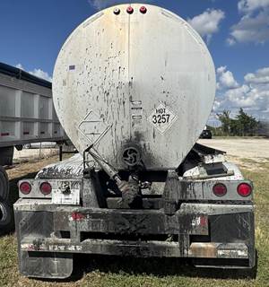 2001 Polar 7,500 gal insulated steel