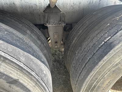 2001 Polar Tandem Axle Mild Steel Asphalt / Hot Oil Tank Trailer - Spring, Fixed Axle