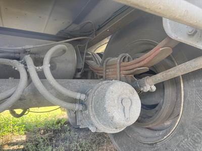 2001 Polar Tandem Axle Mild Steel Asphalt / Hot Oil Tank Trailer - Spring, Fixed Axle