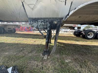 2001 Polar Tandem Axle Mild Steel Asphalt / Hot Oil Tank Trailer - Spring, Fixed Axle