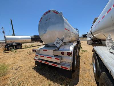 1999 Polar 8,800 gal insulated aluminum, Bakersfield CA