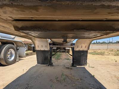 1999 Polar 8800 GAL Asphalt Hot Oil Tank Trailer