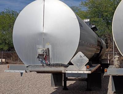 Vantage Tandem Axle Aluminum Asphalt / Hot Oil Tank Trailer - Air Ride, Fixed Axle