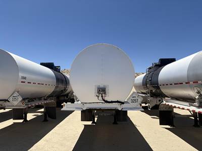 Vantage Tandem Axle Aluminum Asphalt / Hot Oil Tank Trailer - Air Ride, Fixed Axle