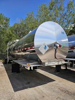 2014 BULK 7,000 GAL Chemical / Acid Tank Trailer