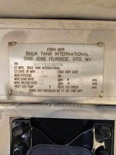 2014 BULK 7,000 GAL Chemical / Acid Tank Trailer