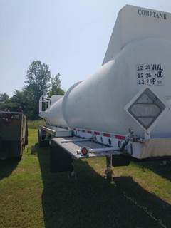 2005 Comptank Tandem Axle Plate Composite Chemical Acid Tank Trailer Air Ride Fixed Axle