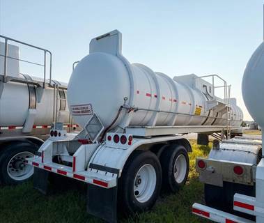 2002 Comptank Tandem Axle Plate Composite Chemical Acid Tank Trailer Spring Fixed Axle