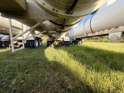 2002 Comptank Tandem Axle Plate Composite Chemical Acid Tank Trailer Spring Fixed Axle