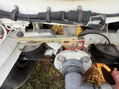 2003 Comptank Tandem Axle Plate Composite Chemical Acid Tank Trailer Spring Fixed Axle