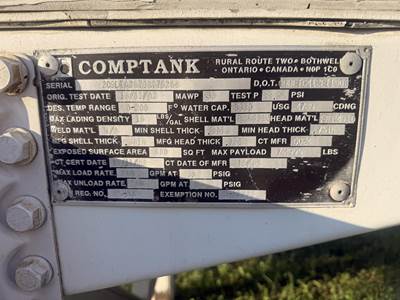 2003 Comptank Tandem Axle Plate Composite Chemical Acid Tank Trailer Spring Fixed Axle
