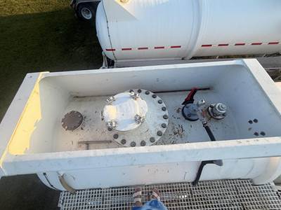 2005 Comptank Tandem Axle Plate Composite Chemical Acid Tank Trailer Air Ride Fixed Axle