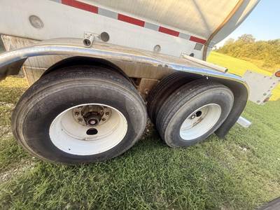 2005 Comptank Tandem Axle Plate Composite Chemical Acid Tank Trailer Air Ride Fixed Axle