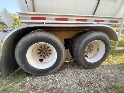 2005 Comptank Tandem Axle Plate Composite Chemical Acid Tank Trailer Air Ride Fixed Axle