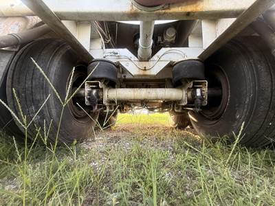 2005 Comptank Tandem Axle Plate Composite Chemical Acid Tank Trailer Air Ride Fixed Axle