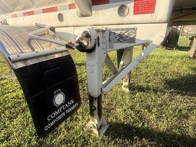 2005 Comptank Tandem Axle Plate Composite Chemical Acid Tank Trailer Air Ride Fixed Axle