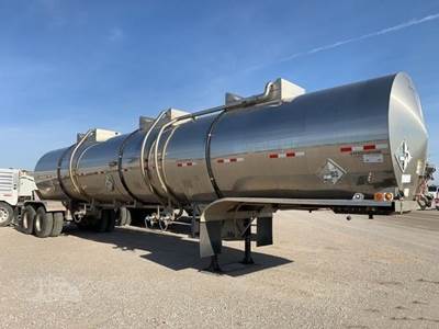 2020 Heil 8000 GAL / Stainless Steel / DOT 407 / 3 COMP Chemical / Acid Tank Trailer